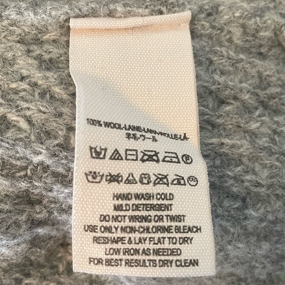 Free People 100% Wool Gray Cowl Neck Sweater Size Small - Picture 8 of 8